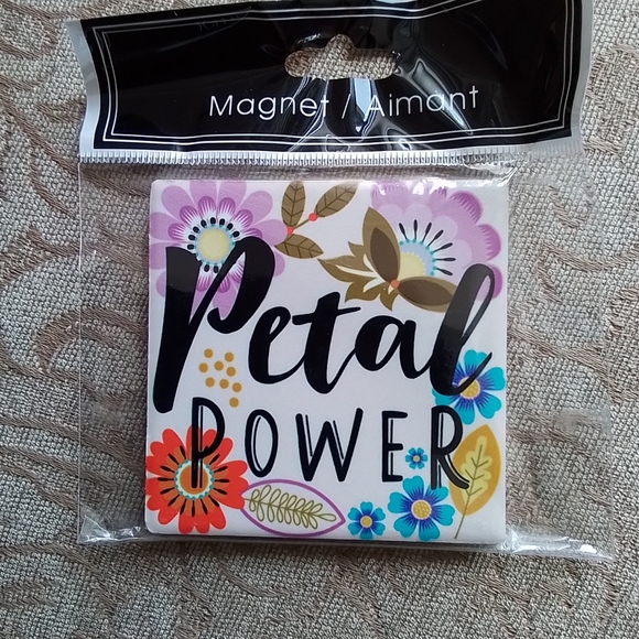 4pc Jobes Flower bundle - Picture 4 of 4